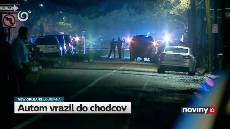 Autom vrazil do chodcov