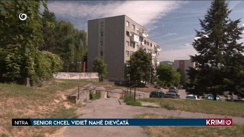 SENIOR CHCEL VIDIEŤ NAHÉ DIEVČATÁ