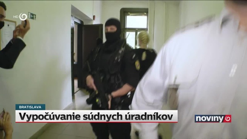 Vypočúvanie súdnych úradníkov