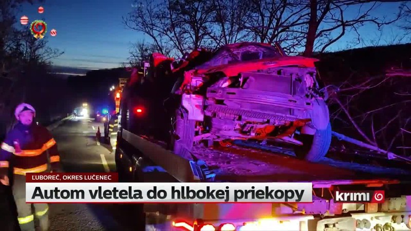Autom vletela do hlbokej priekopy