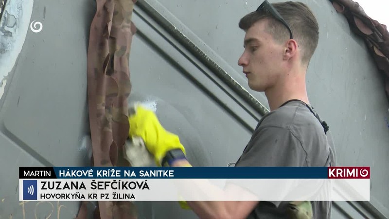 HÁKOVÉ KRÍŽE NA SANITKE