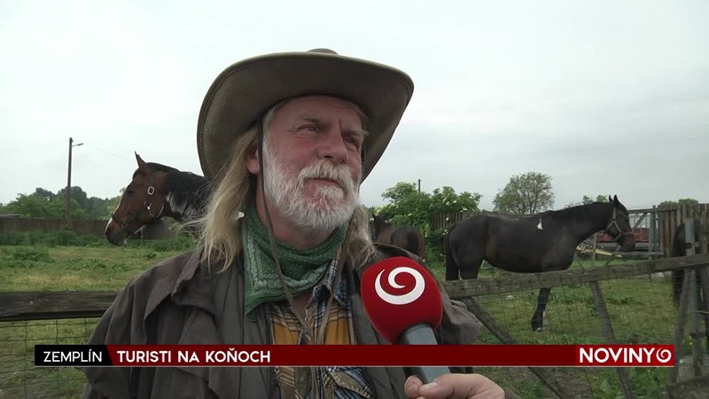 TURISTI NA KOŇOCH