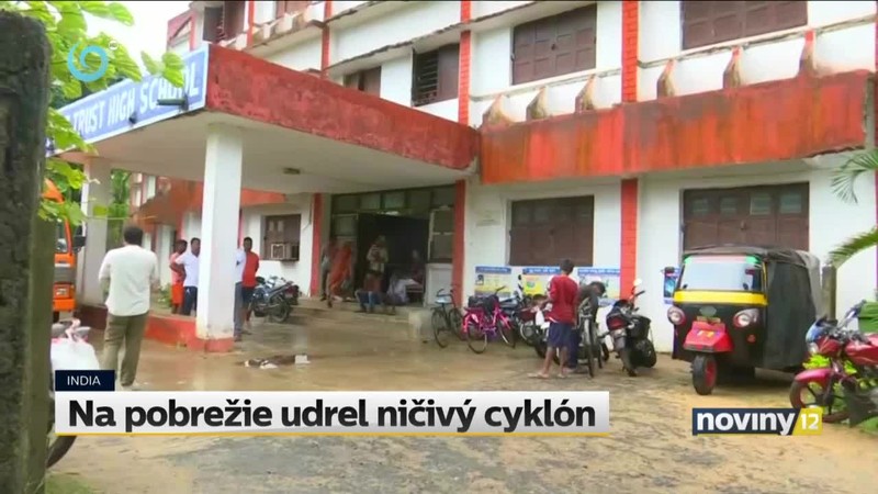 Na pobrežie udrel ničivý cyklón