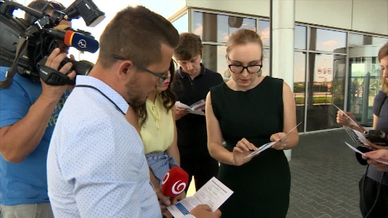 Volkswagenu hrozí ostrý štrajk, ak sa do utorka nedohodnú