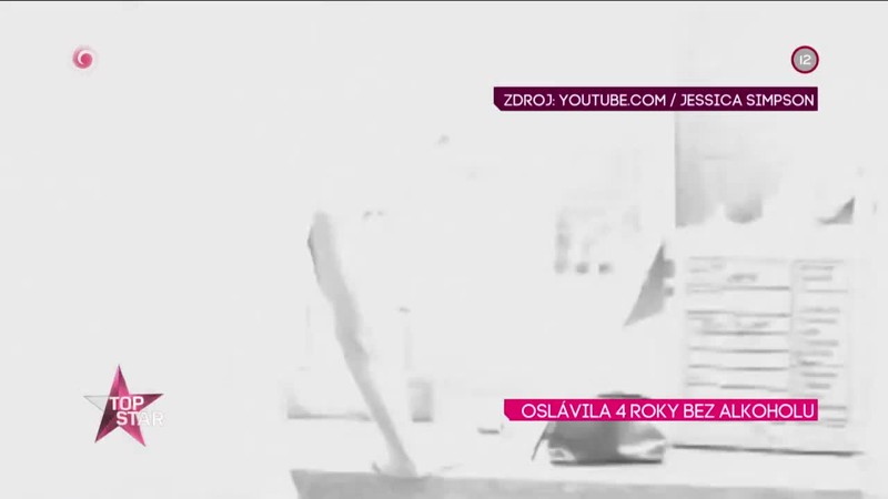 Simpson OSLÁVILA 4 ROKY BEZ ALKOHOLU