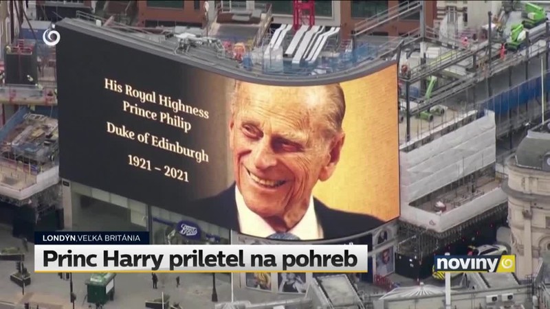 Princ Harry priletel na pohreb