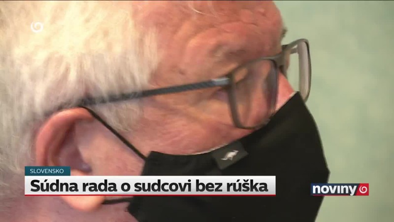 Súdna rada o sudcovi bez rúška