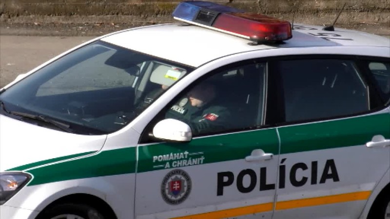 V Humennom úraduje falošná žobráčka. Ľudom hrá na city, potom ich okradne