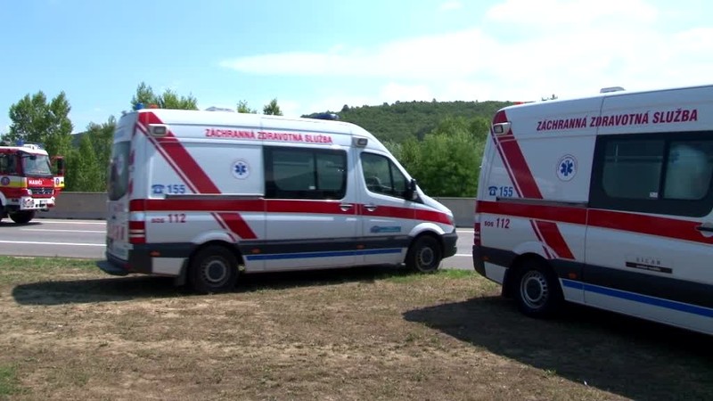 Piati mladí ľudia sa vracali z festivalu, havarovali na diaľnici