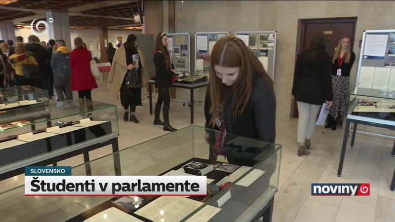 Študenti v parlamente