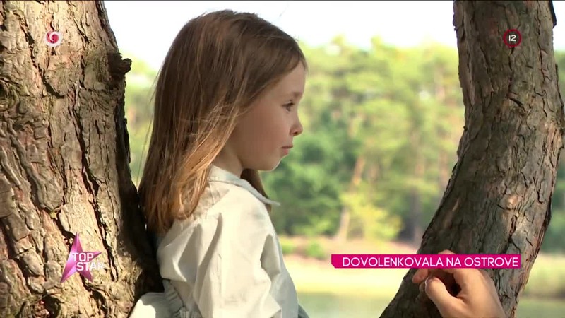 DOVOLENKOVALA NA OSTROVE