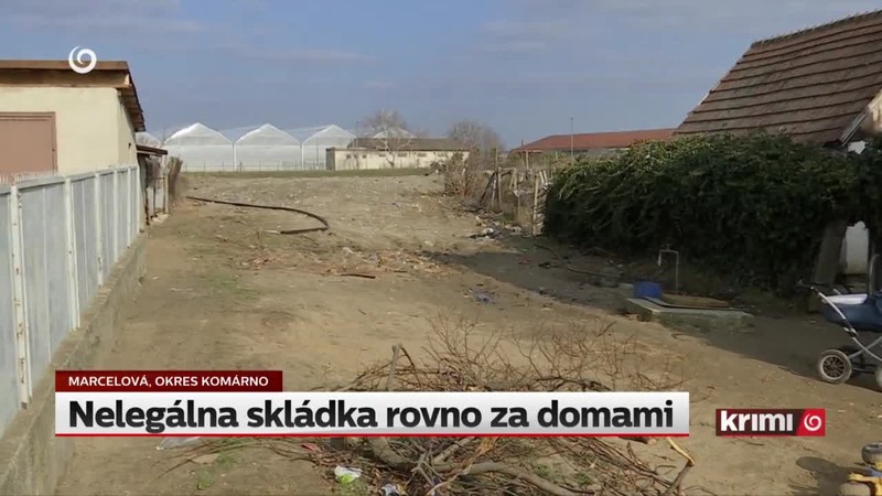 Nelegálna skládka rovno za domami