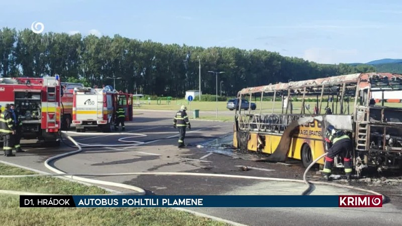 AUTOBUS POHLTILI PLAMENE