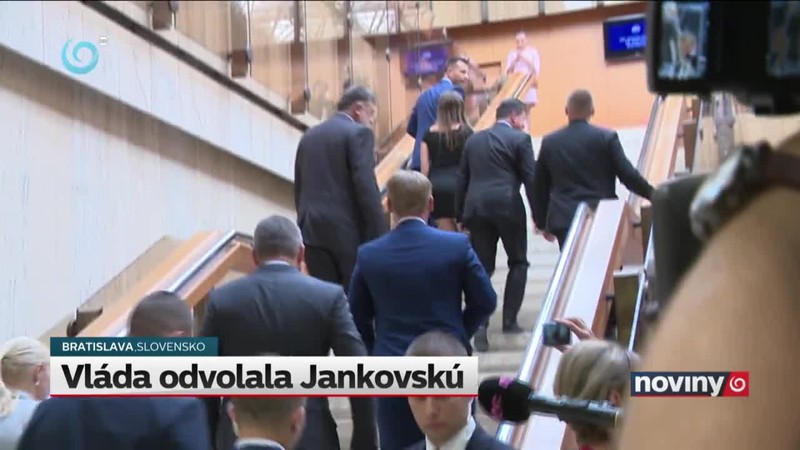 Vláda odvolala Jankovskú