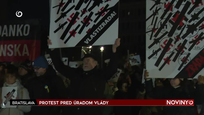PROTEST PRED ÚRADOM VLÁDY
