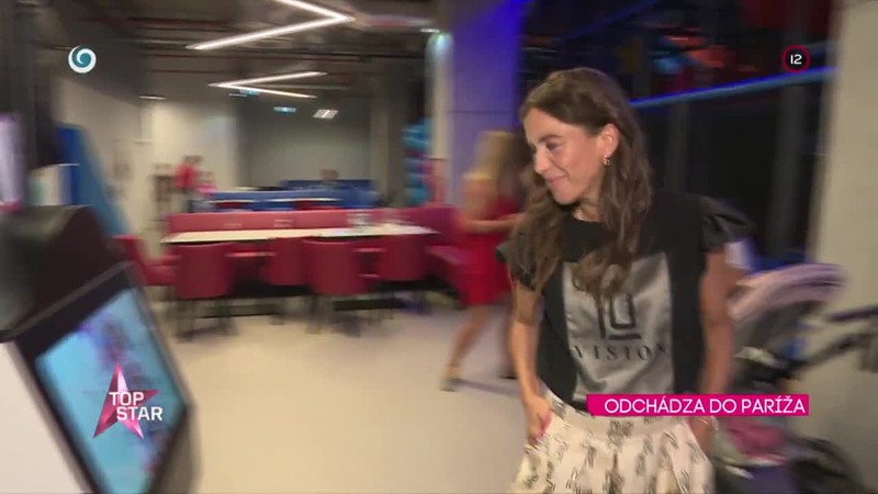 Odchádza do Paríža