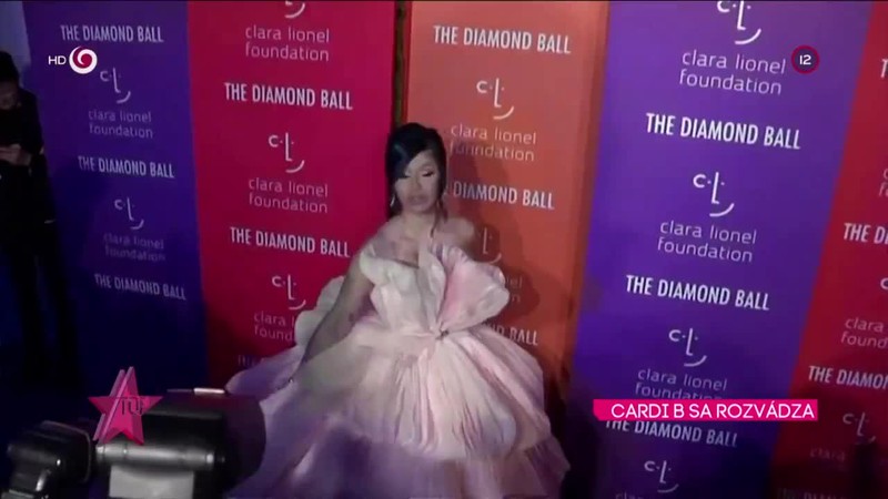 CARDI B SA ROZVÁDZA