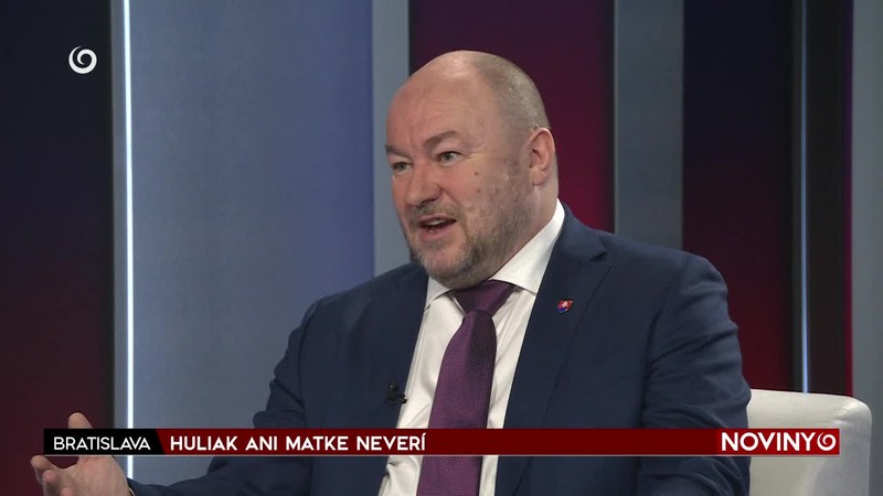 HULIAK ANI MATKE NEVERÍ