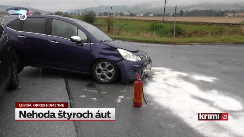 Nehoda štyroch áut