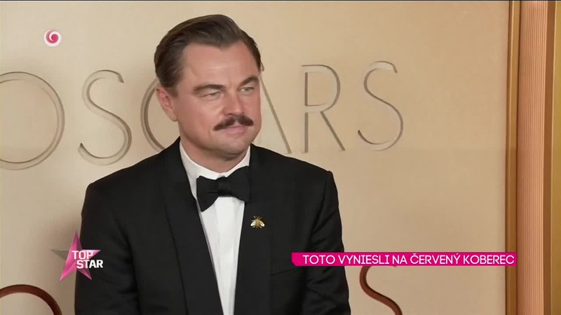 TOTO VYNIESLI NA ČERVENÝ KOBEREC