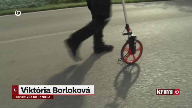 Auto skončilo v nádrži na vodu