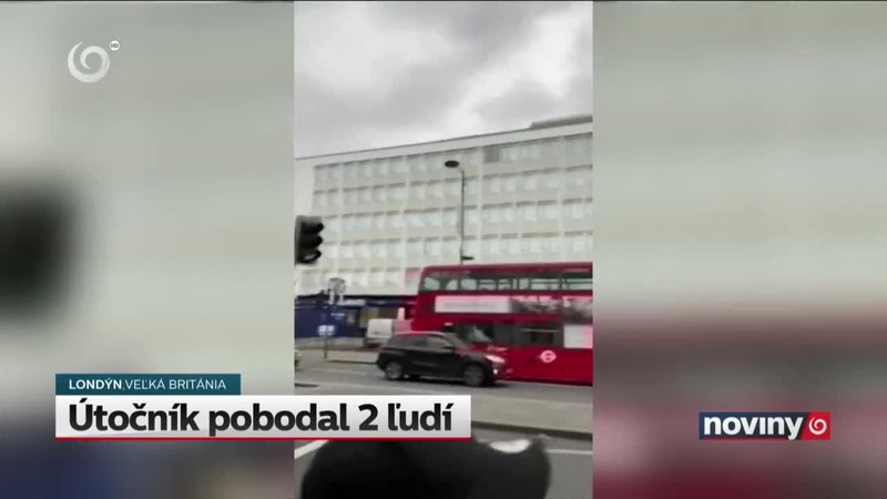 Útočník pobodal 2 ľudí