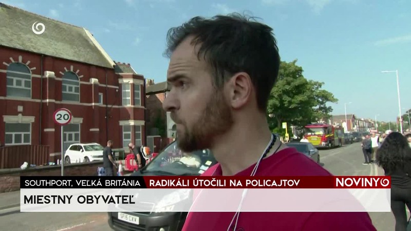 RADIKÁLI ÚTOČILI NA POLICAJTOV
