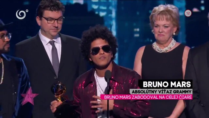 BRUNO MARS ZABODOVAL NA CELEJ ČIARE