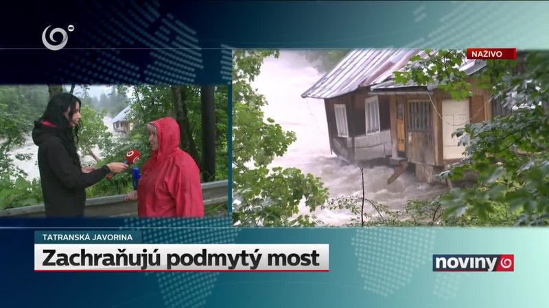 Voda podmyla chatu aj most