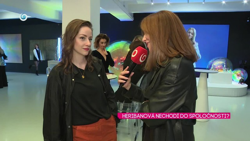 HERIBANOVÁ NECHODÍ DO SPOLOČNOSTI?