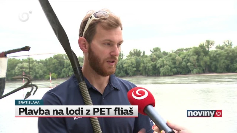 Plavba na lodi z PET fliaš