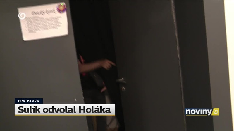 Sulík odvolal Holáka