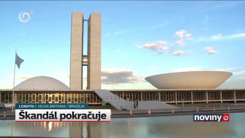 Škandál pokračuje