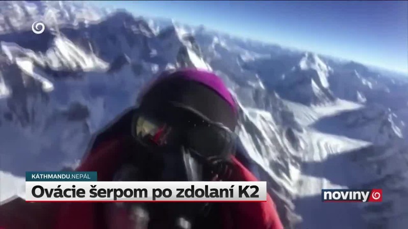 Ovácie šerpom po zdolaní K2
