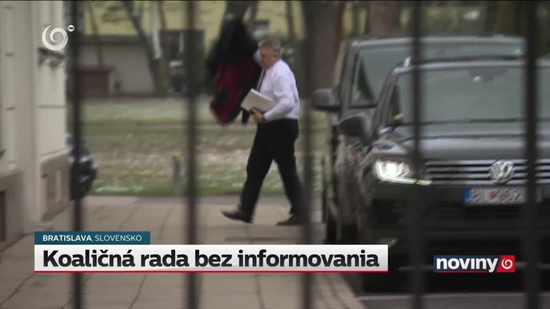 Koaličná rada bez informovania