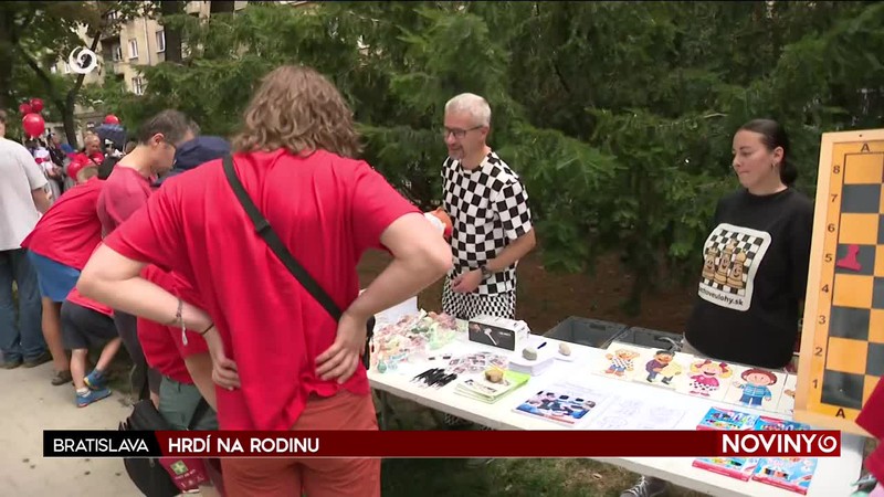 HRDÍ NA RODINU