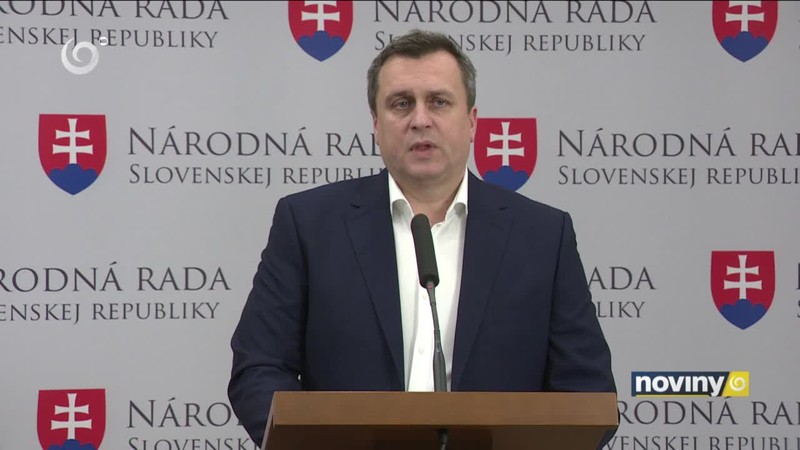 Ospravedlnenie aj kritika