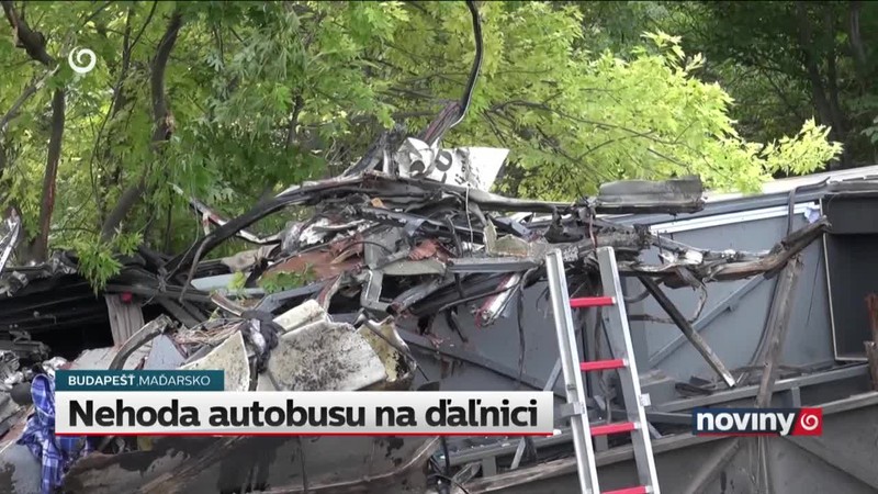 Nehoda autobusu na ďiaľnici