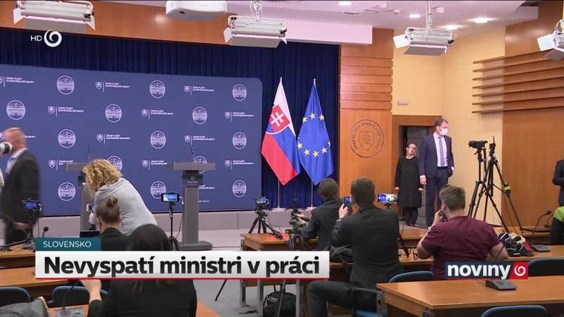 Nevyspatí ministri v práci
