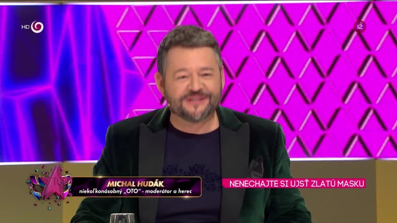 NENECHAJTE SI UJSŤ ZLATÚ MASKU