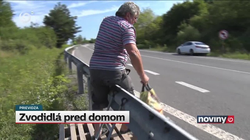 Zvodidlá pred domom