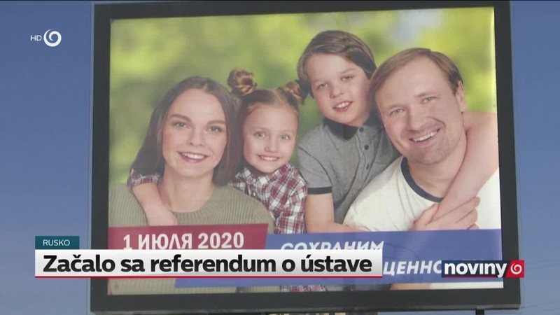 Začalo sa referendum o ústave