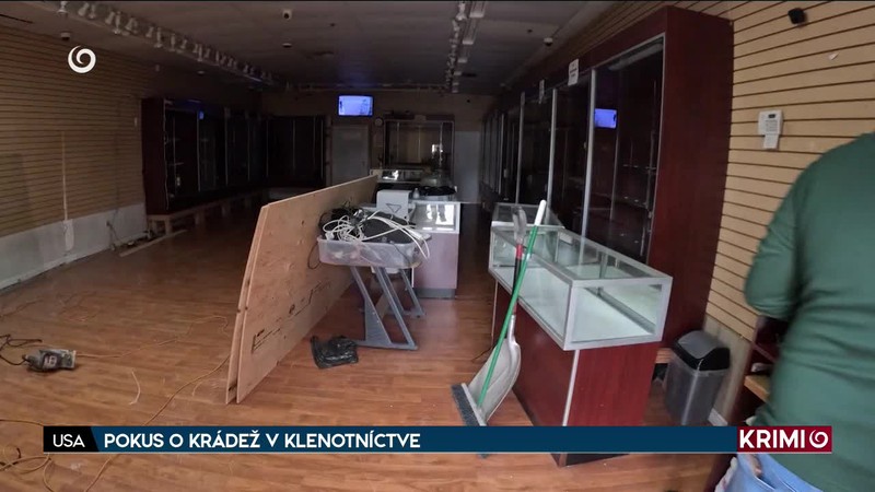 POKUS O KRÁDEŽ V KLENOTNÍCTVE