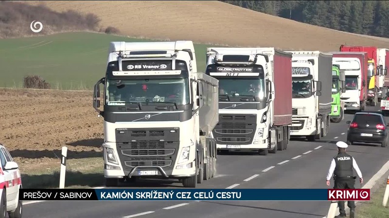 KAMIÓN SKRÍŽENÝ CEZ CELÚ CESTU