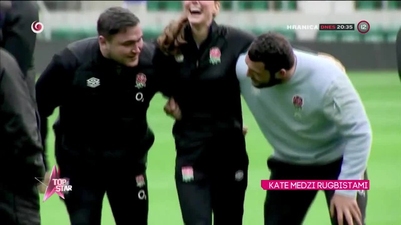 KATE MEDZI RUGBISTAMI