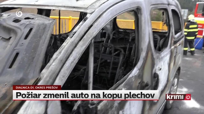 Požiar zmenil auto na kopu plechov