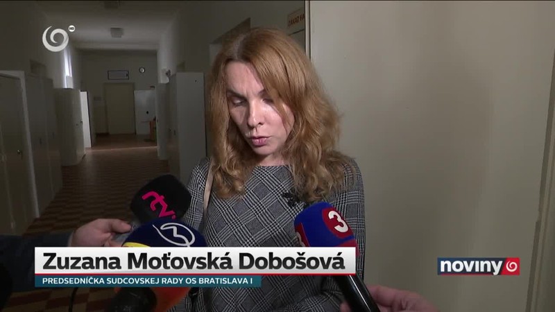 Jankovská dočasne bez talára