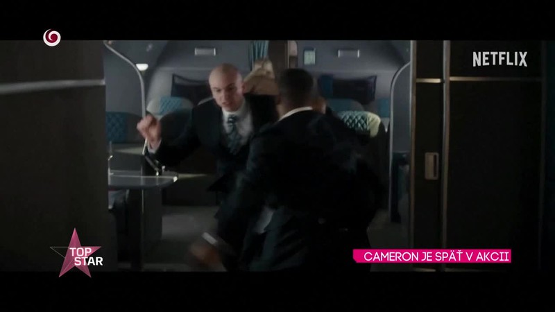CAMERON JE SPÄŤ V AKCII