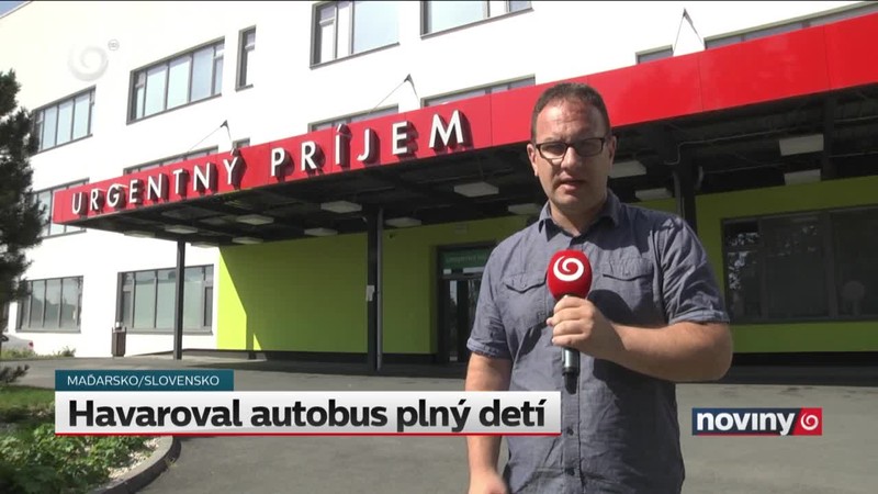 Havaroval autobus plný detí