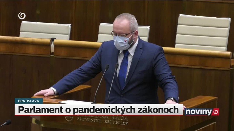 Parlament o pandemických zákonoch